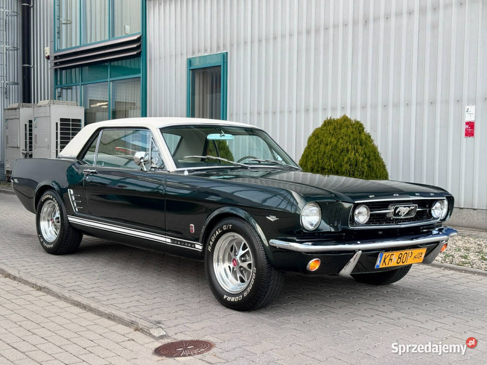 Ford Mustang Oryginalny pakiet GT Silnik 47 V8 Samochody osobowe Węgrzce