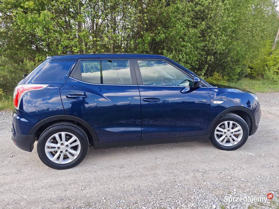 Ssangyong Tivoli 16 eXGi 128 benzyna