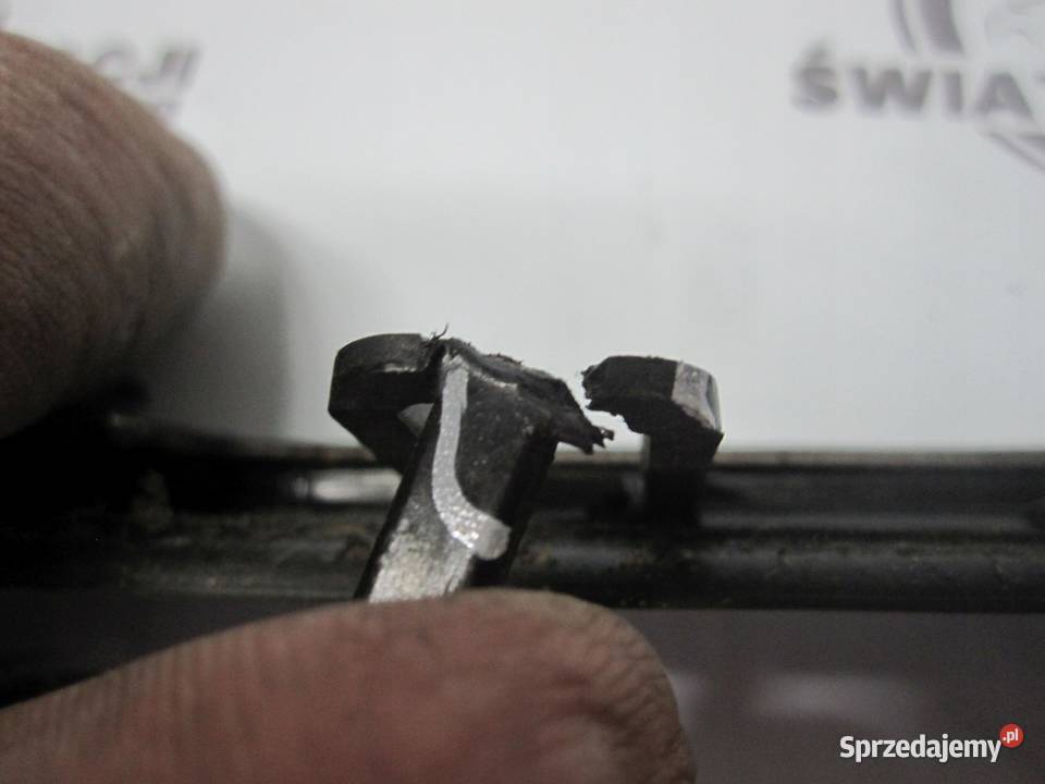 HONDA CIVIC VIII 07r listwa prawa przód