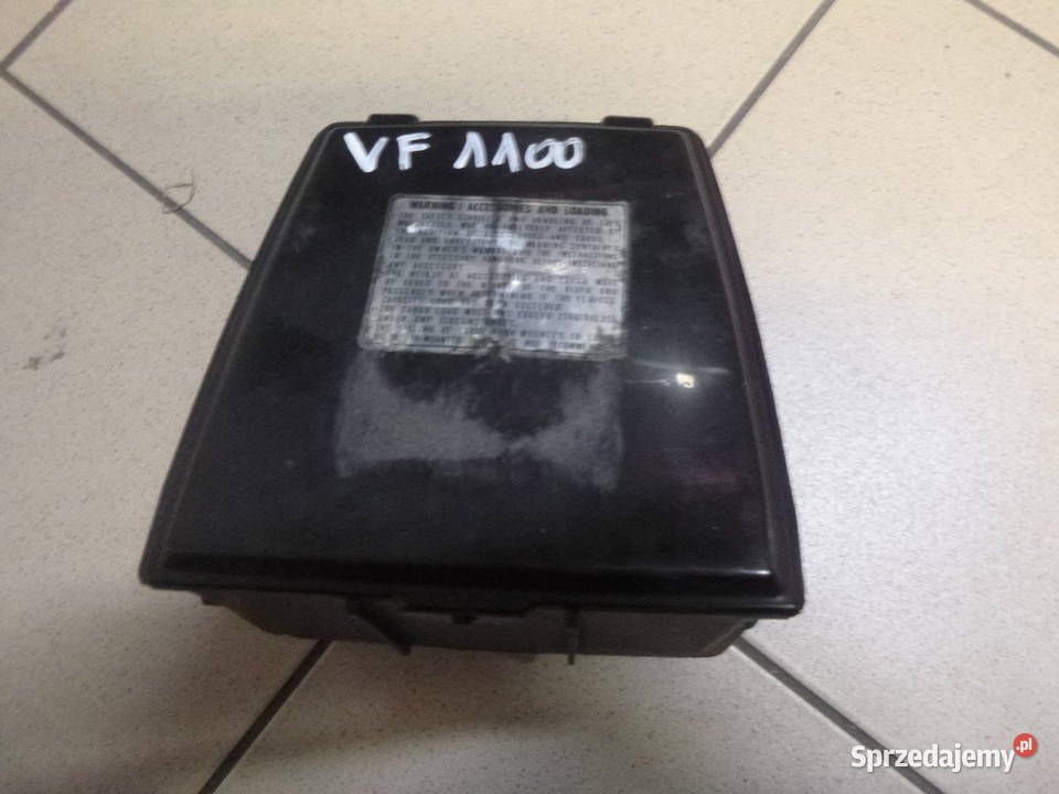 Skrzynka narzędziowa Honda Magna VF 1100