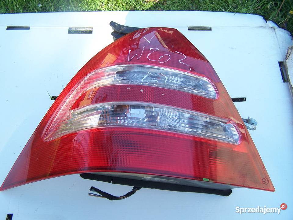 Lampa tylna lewa w stanie śląskie Pszów