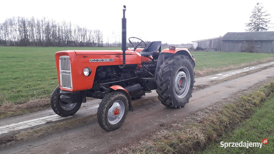 Ursus C 360 z kabiną Płoniawy-Bramura