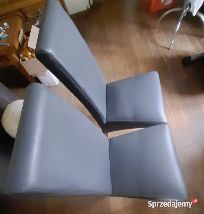 Okrąg Stół średnica 80 wysokość 705 i dwa Morąg