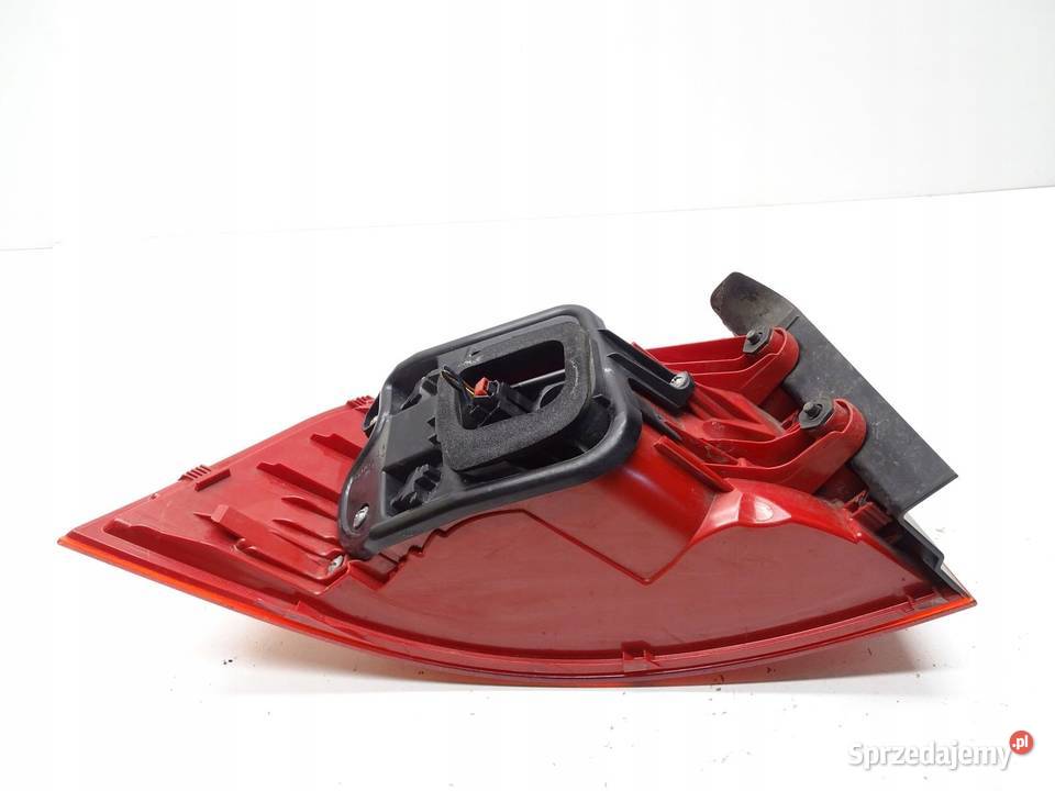 LAMPA PRAWY TYŁ PRAWA TYLNA 3AF945096G VW PASSAT sprzedam