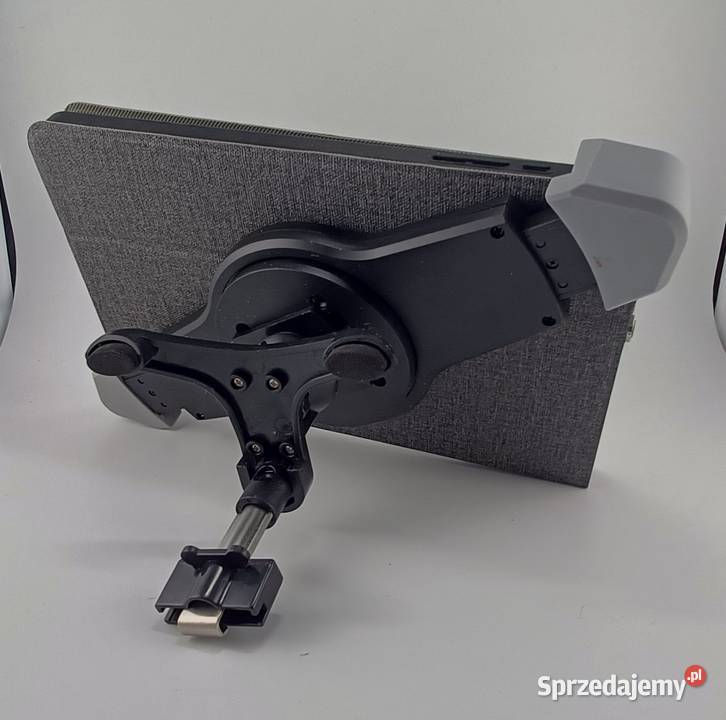 Uchwyt samochodowy na tablet mocowany do kratki Podstawki i uchwyty Brwinów