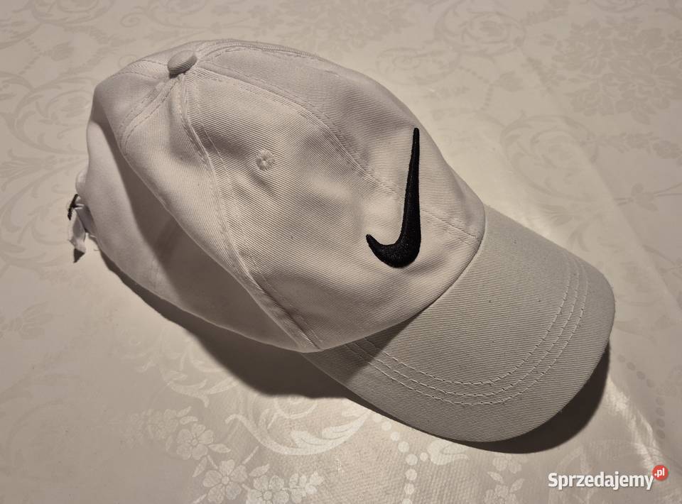 Nike czapka z daszkiem haftowane logo Moda i Styl pomorskie Banino