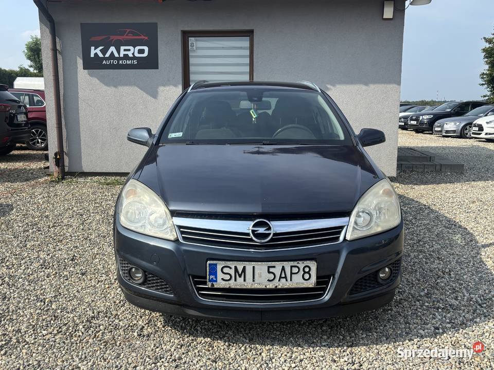Opel Astra Paniówki