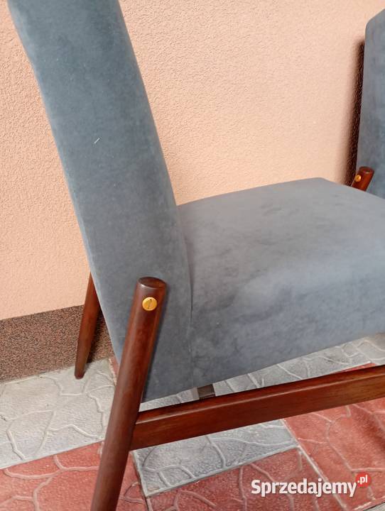 Dwa fotele z PRL CELIA typ 300227 renowacji Puszczykowo