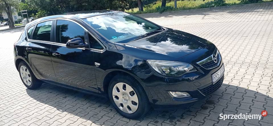 Opel Astra 2010 14 100 benzyna LPG isofix Rzeszów