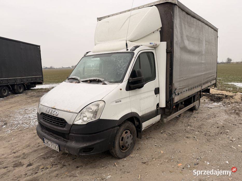 Iveco Daily plandeka 10 palet