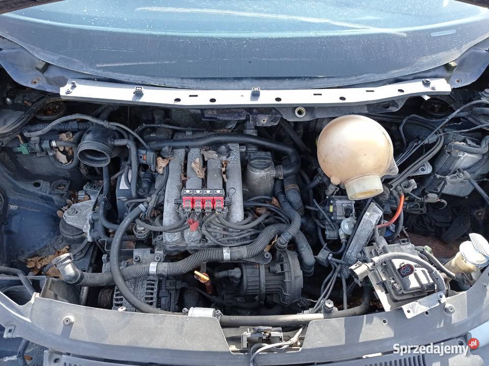 Volkswagen Sharan 20 85 kW 2000 r dawca części osobowe Szklarka Myślniewska sprzedam