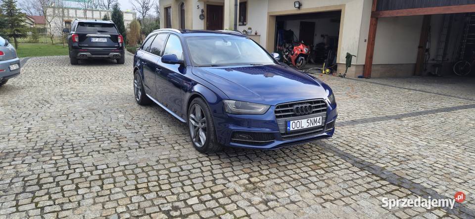 Audi A4 A4 B8 Lift 2x SLine BiXenon 19nastki Rok produkcji 2014 A4 Brzeszcze
