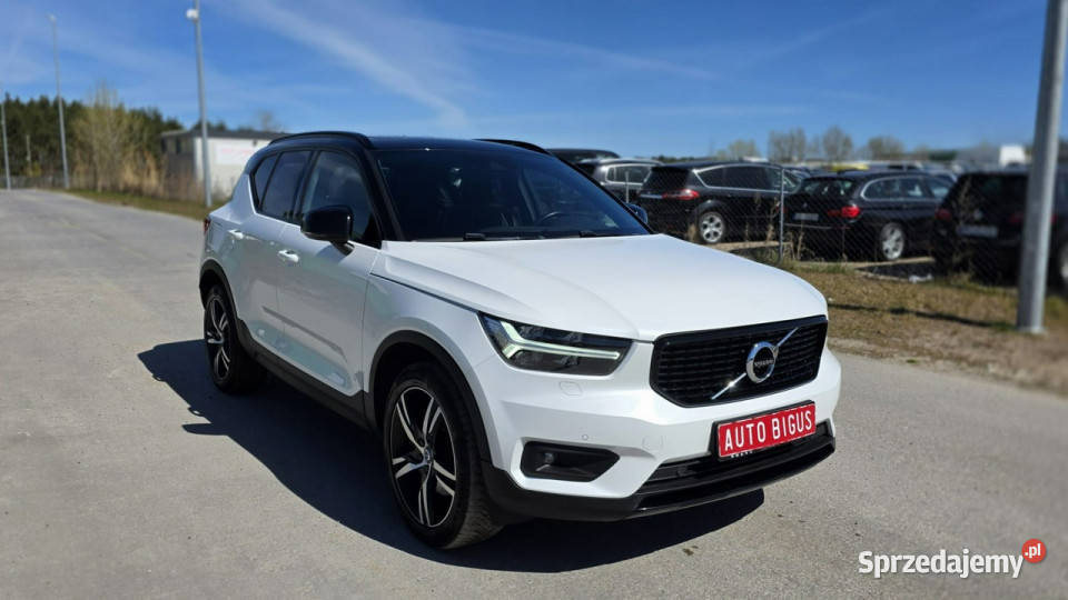 Volvo XC 40 biała perła R design AWD napęd 4x4 Volvo pomorskie Lębork