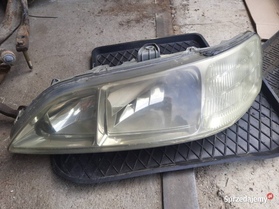 Lampa lewa przód przednia Honda Accord VI 6