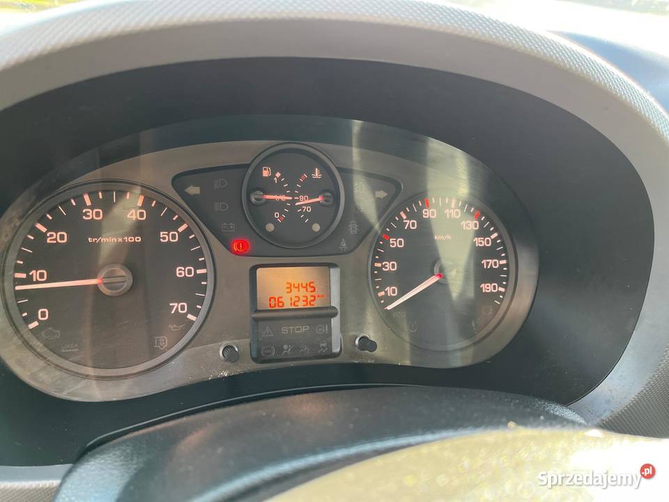 CITROEN Berlingo II 16 HDI 100 Business M ET138