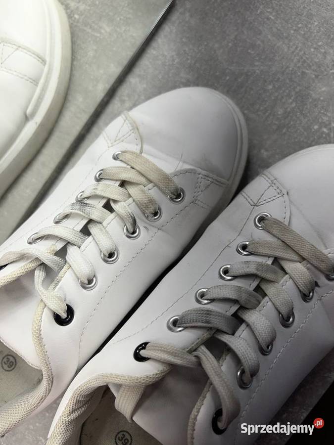 Sneakersy trampki białe z efektem skóry węża HIT Jasło sprzedam