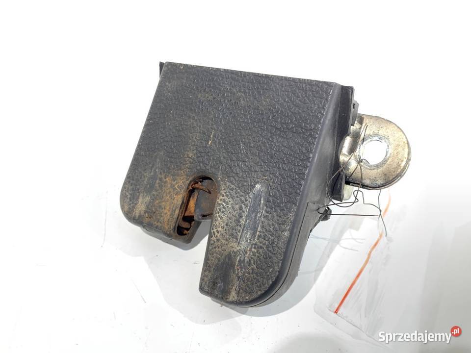 ZAMEK KLAPY TYŁ VW GOLF V Hatchback 1K6827505 Zamki, wkładki i kluczyki