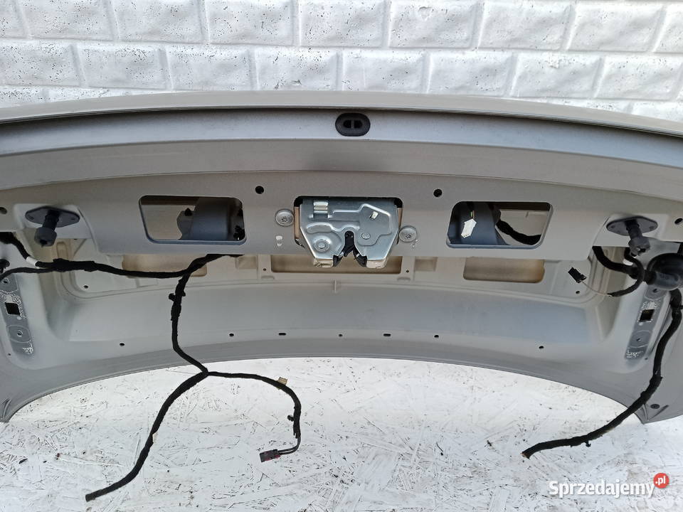 KLAPA BAGAŻNIKA MERCEDES SKLASA W217 COUPE S63 wielkopolskie