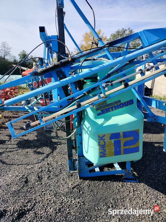 Opryskiwacz zawieszany berthoud 1200l Jabłonowo Pomorskie