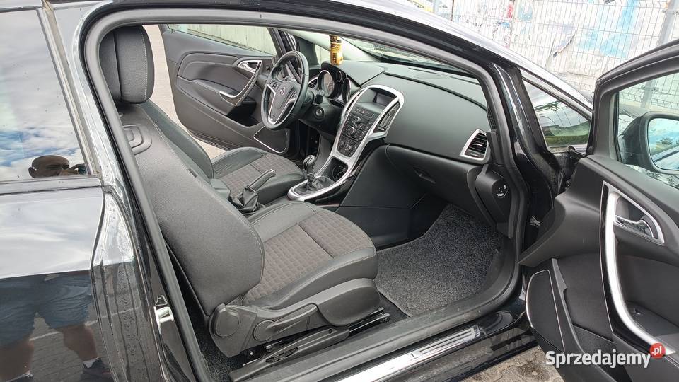 Opel Astra 16 benzyna 170 2014r Motoryzacja dolnośląskie Wrocław sprzedam
