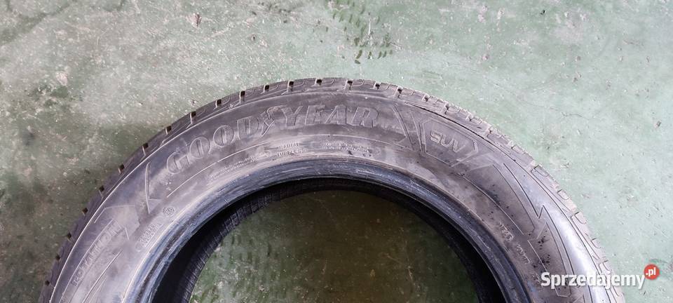 Opony zimowe Goodyear ultragrip SUV 23560 r18 Kielce sprzedam