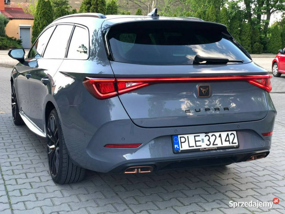 Cupra Leon Sportstourer VZ 2020 eHYBRID 245 PHEV gniazdo USB Wijewo