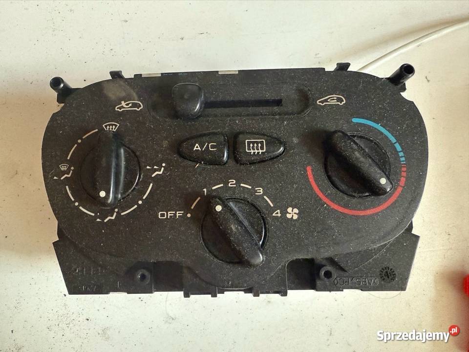 Konsola panel nawiewu Peugeot 206 Kratki nawiewu Ostrów Wielkopolski