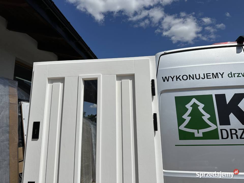 Drzwi zewnętrzne drewniane białe RĘKI CAŁA Grzybno sprzedam