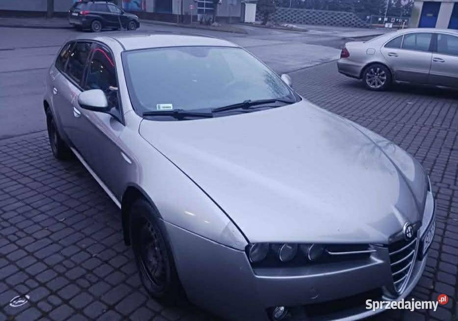 Alfa Romeo sportwagon 159 stan światła przeciwmgielne Myszków