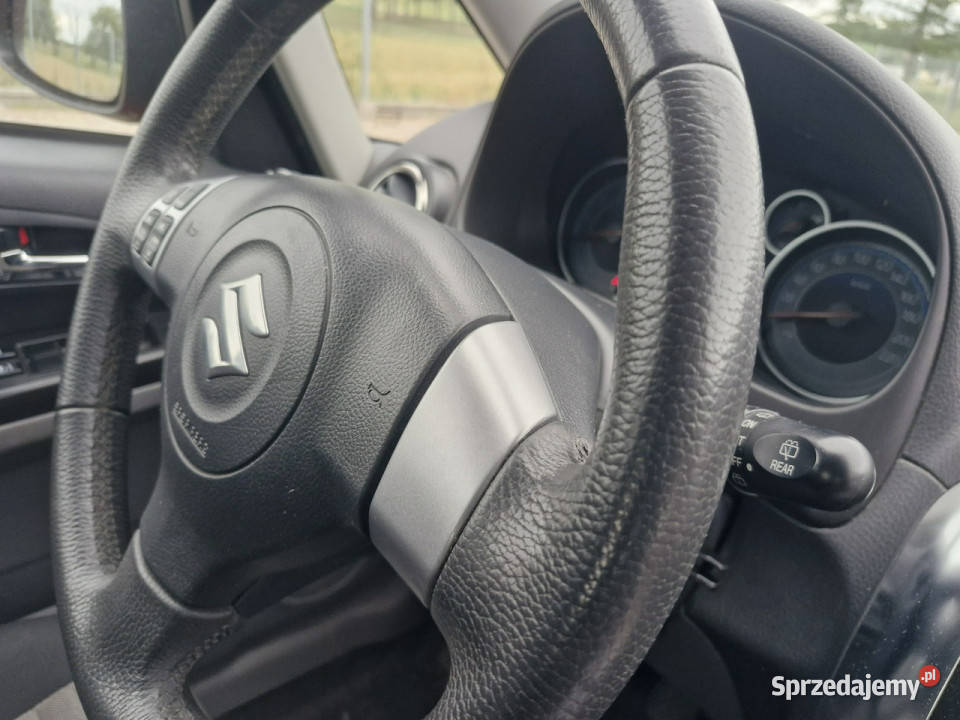 Suzuki SX4 SX4 16 benzyna 100 000 Comfort Plus Rymanów