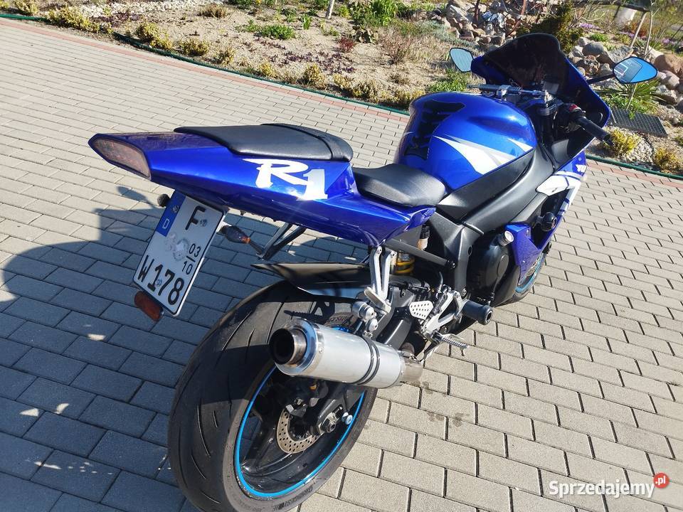 Yamaha R1 rn09 sportowy sprzedam