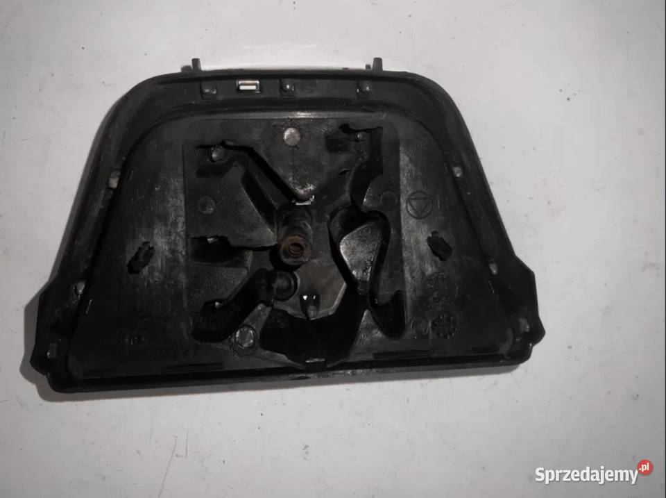 Emblemat logo przód kratka Peugeot 206 osobowe Ostrzeszów