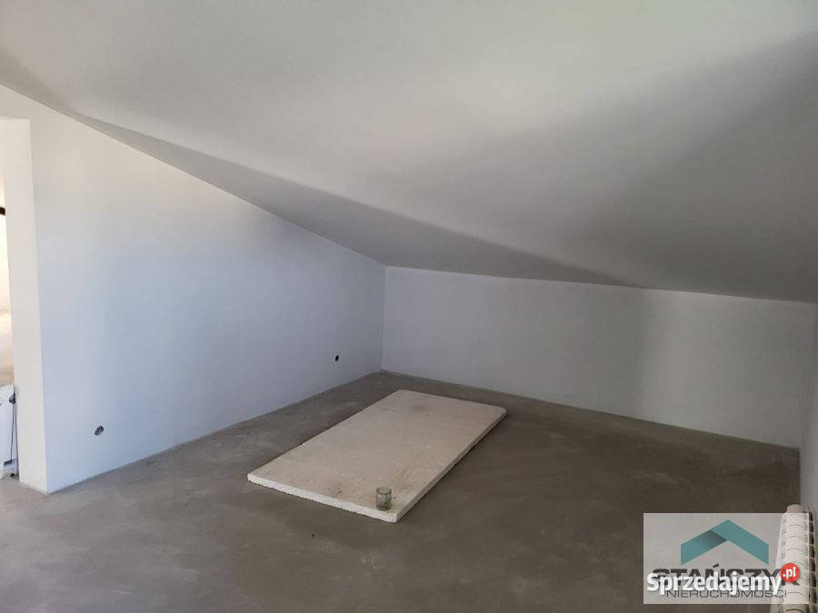 Dom wolnostojący na sprzedaż Rostarzewo 160m2