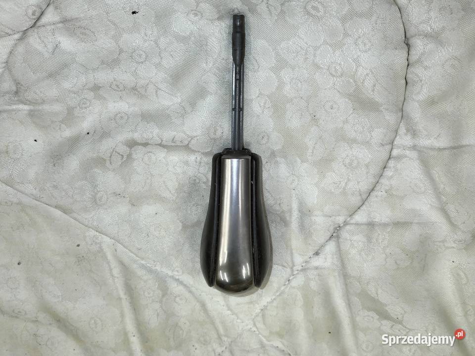 Gałka biegów automatu BMW E60 E61 E63 E64 E90 osobowe Poręba