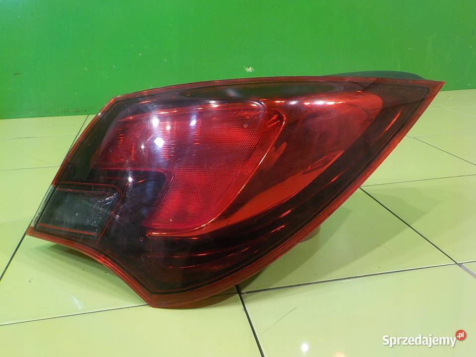 OPEL ASTRA J IV GTC 14 B HB 3D 12r lampa prawa osobowe mazowieckie Suków