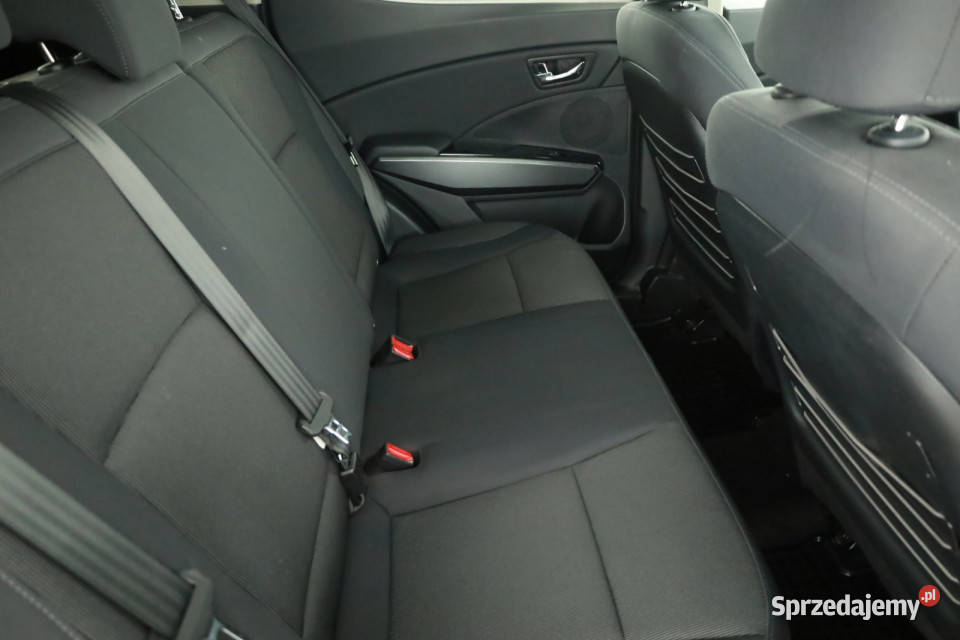 SsangYong Tivoli 15 TGDI pełny VAT
