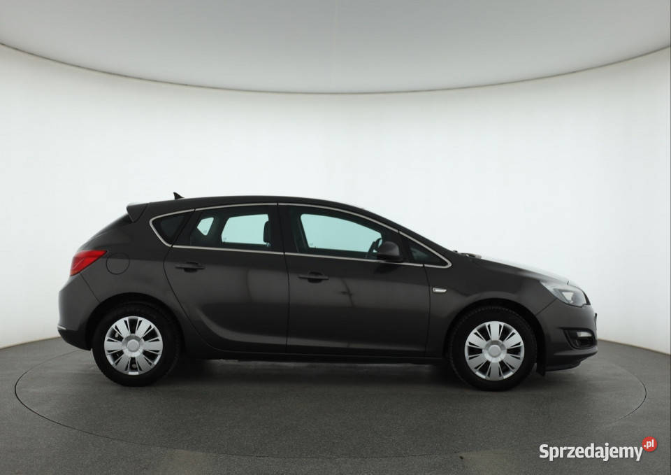 Opel Astra 14 T Piaseczno