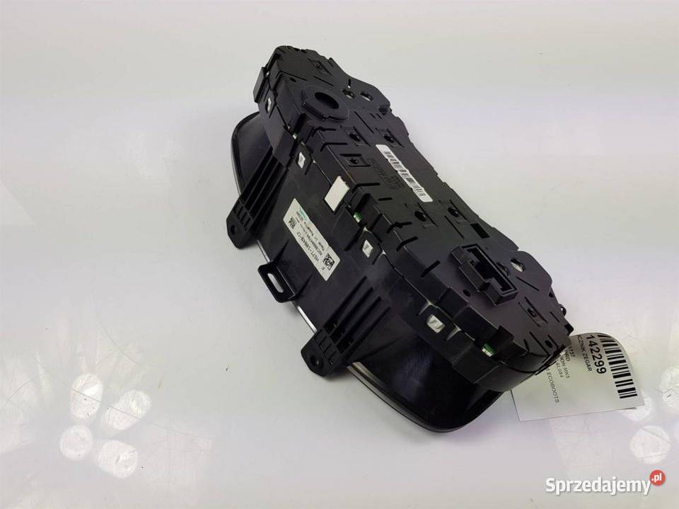 LICZNIK ZEGAR FUSION MK5 HS7T10849CF osobowe Lipno