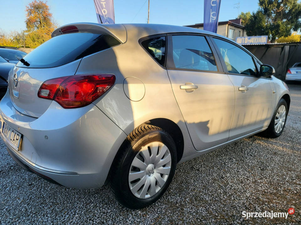 Opel Astra 14 120 Serwis I Właściciel Z Niemiec lakier metallic Pabianice