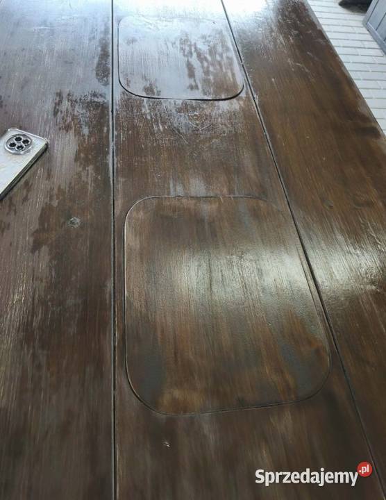 Solidny stół drewniany Kłecko