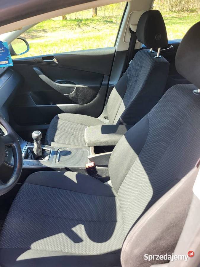 Volkswagen Passat b6 benzyna Łazy
