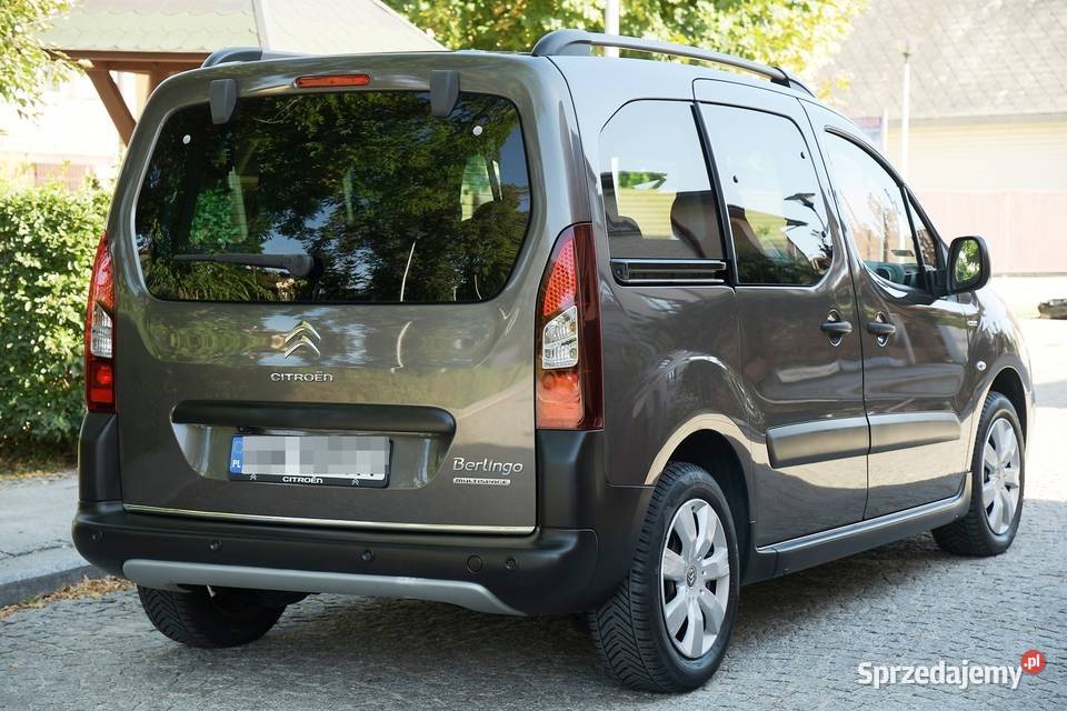 16 BlueHDi XTR 142 Salon Piękny Kolor Kielce