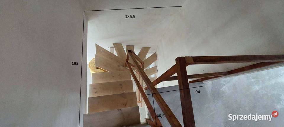 Nowoczesne Schody na belce centralnej