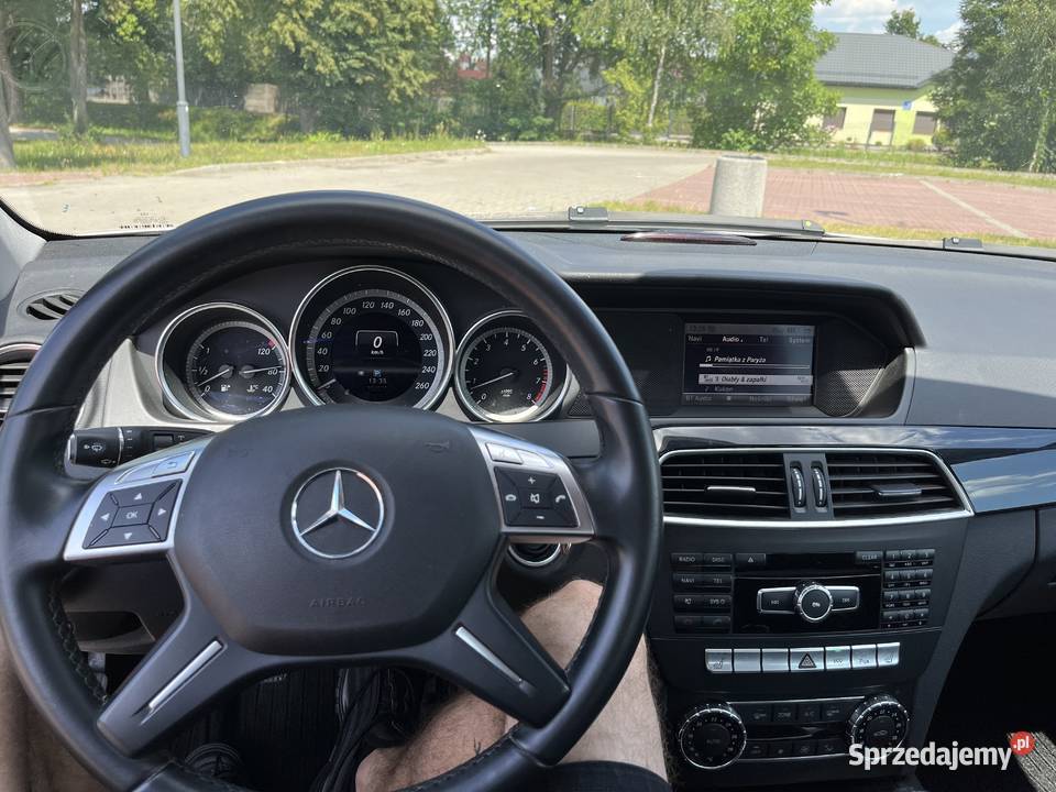 oryginał serwis prywatny zarejestz Niemiec2 x 233000km świętokrzyskie Staszów