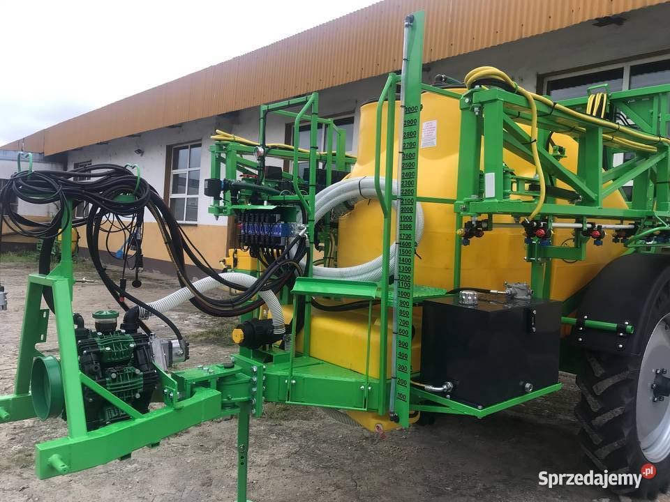 Opryskiwacz 1500l 2000l 15182021m SKOTAREK nieuszkodzony Opryskiwacze Góra
