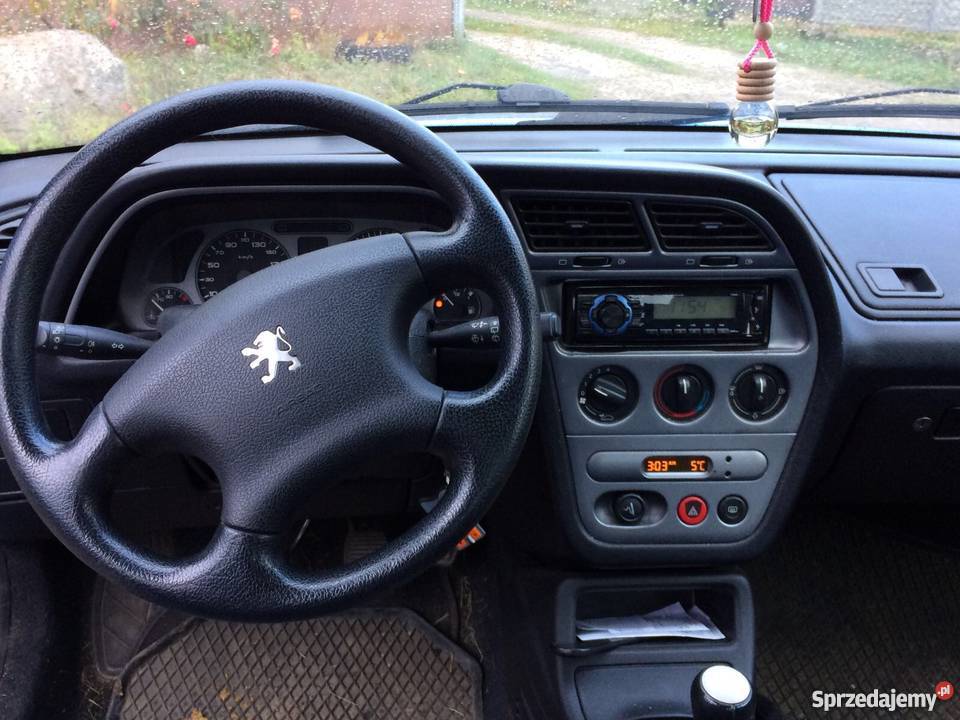 PEUGEOT 306 14 rejestracja 2000r niski przebieg nieuszkodzony mazowieckie sprzedam