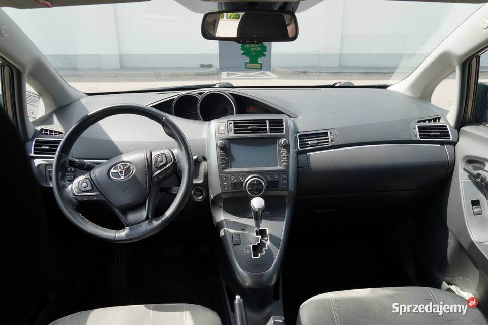 Toyota Verso 18 automat 7 siedzeń salon Polska automatyczna