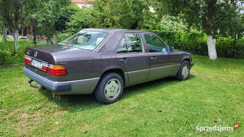 Zadbany MERCEDES W124 Diesel dżentelmen niczym Wadowice sprzedam