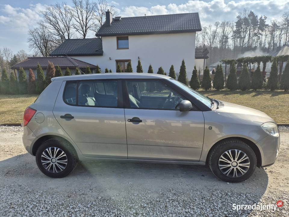Skoda Fabia 14 benzyna niski przebieg