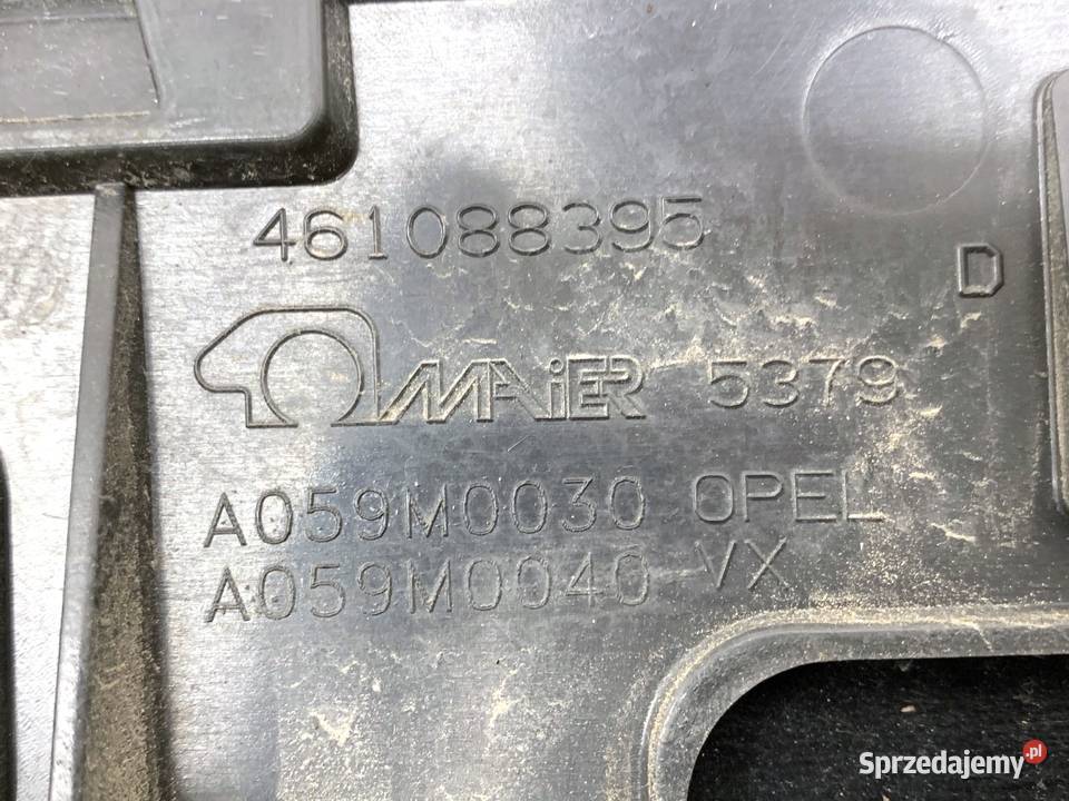 LISTWA KLAPY TYŁ OPEL MERIVA B Minivan 1017